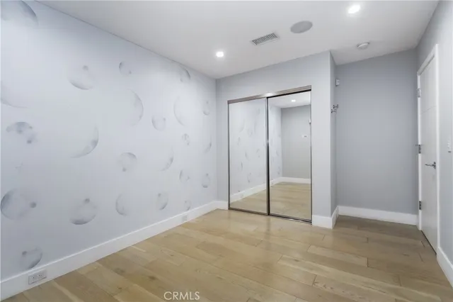 $10,000 | 6230 Beeman Avenue, North Hollywood, CA 91606