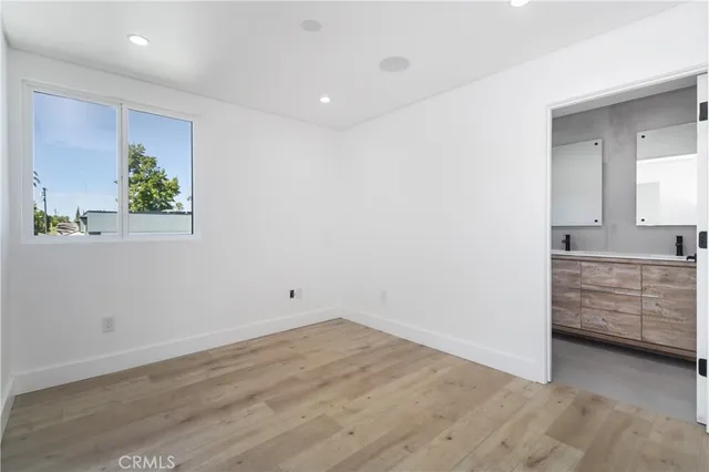 $10,000 | 6230 Beeman Avenue, North Hollywood, CA 91606