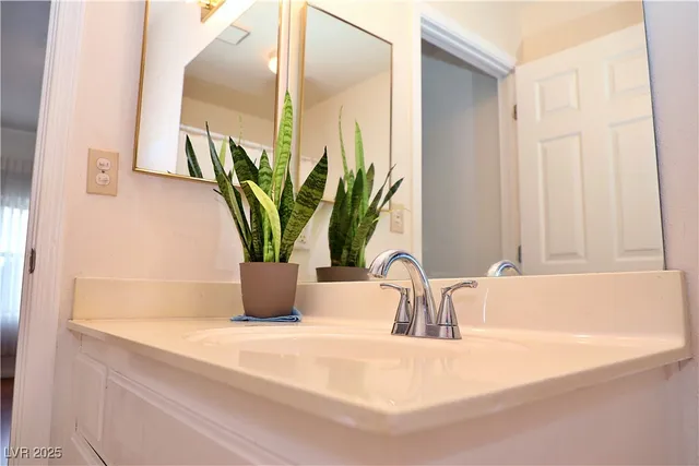 $298,400 | 10 Palm Gardens Drive, Palm Gardens, NV 89039