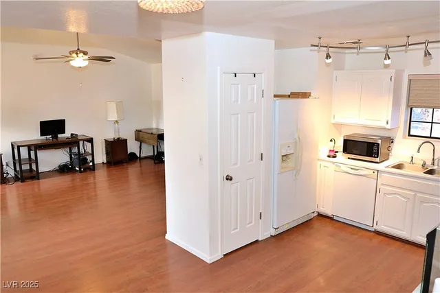 $298,400 | 10 Palm Gardens Drive, Palm Gardens, NV 89039