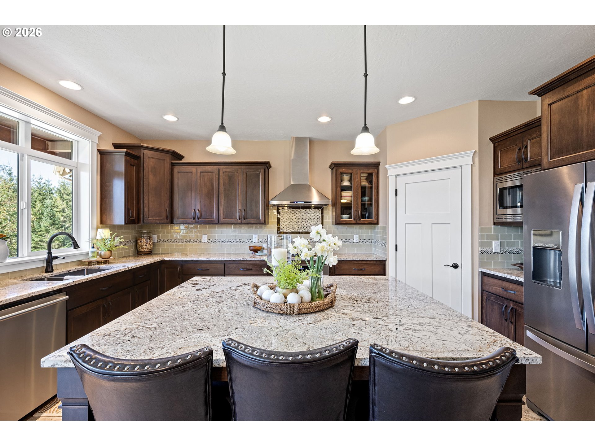 86404 Bailey Hill Road Eugene, OR 97405 - Photo 10 of 47