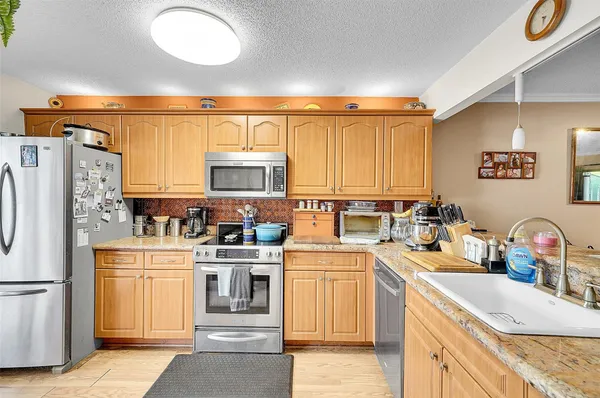 $277,777 | 809 Crystal Lake Drive, Unit 809, Deerfield Beach, FL 33064