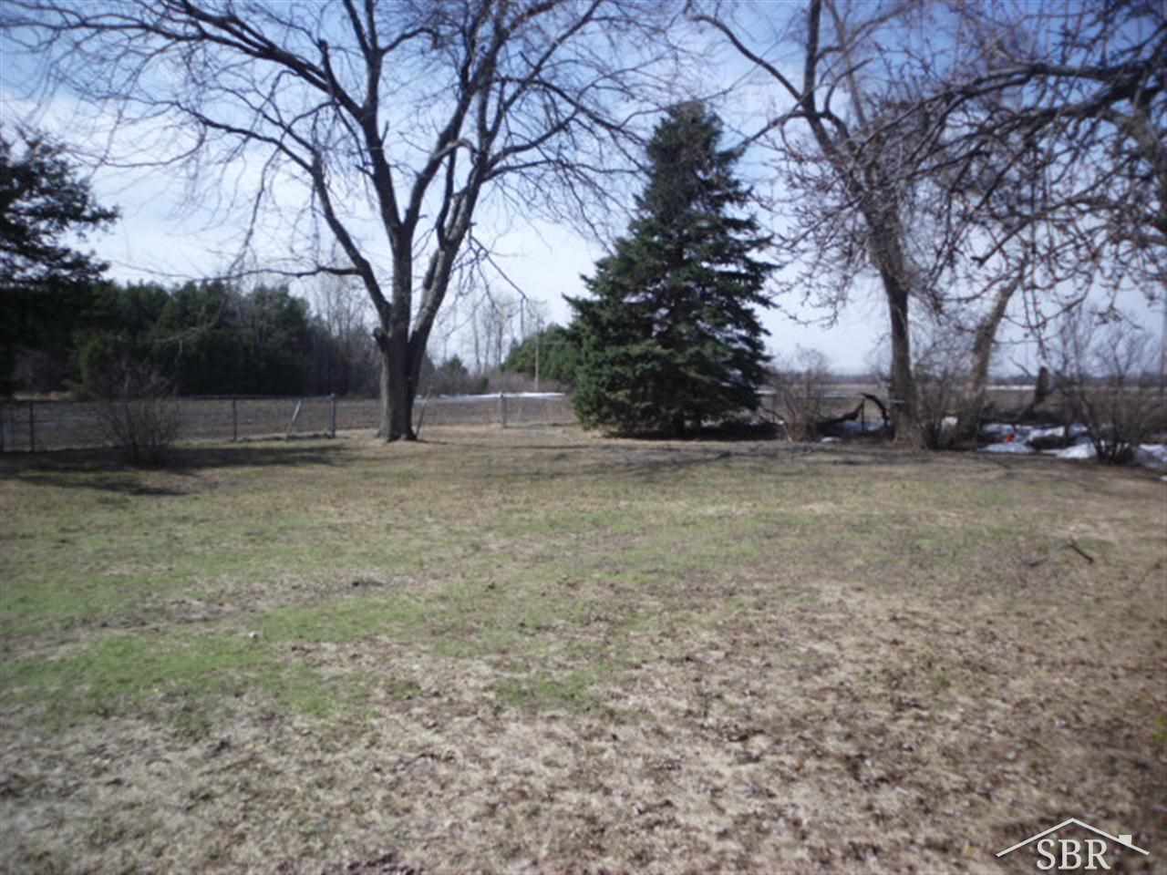 17470 Gratiot Road Hemlock, MI 48626 - Photo 17 of 18 31187620-16.JPG