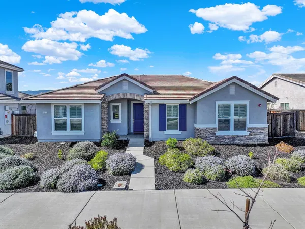 $732,999 | 794 West Main Street, Winters, CA 95694