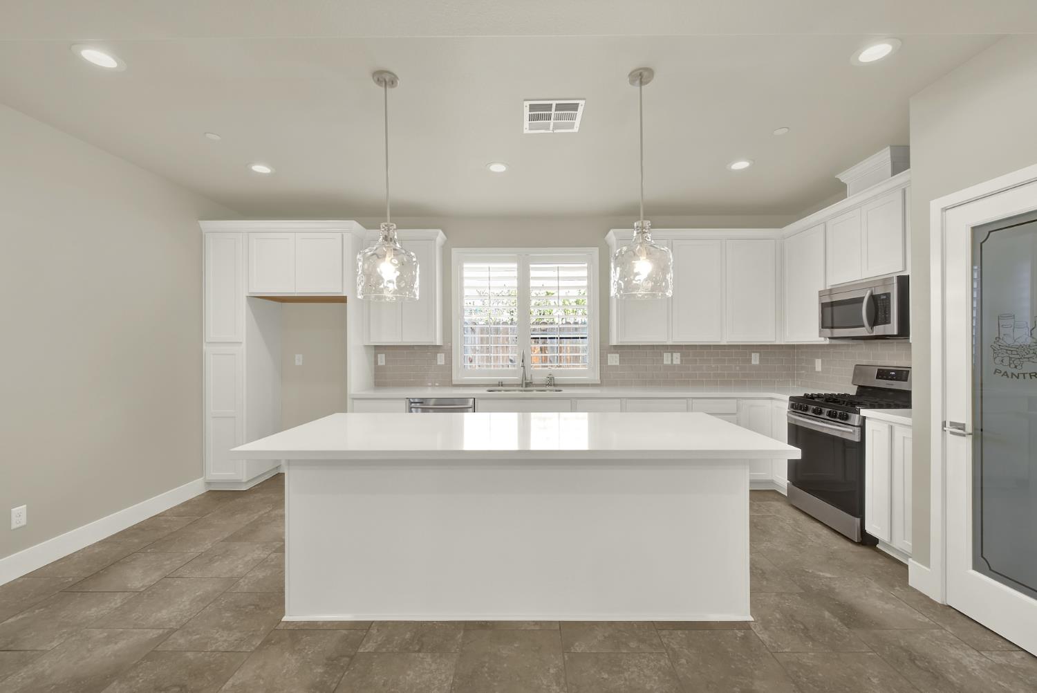 794 West Main Street Winters, CA 95694 - Photo 35 of 91