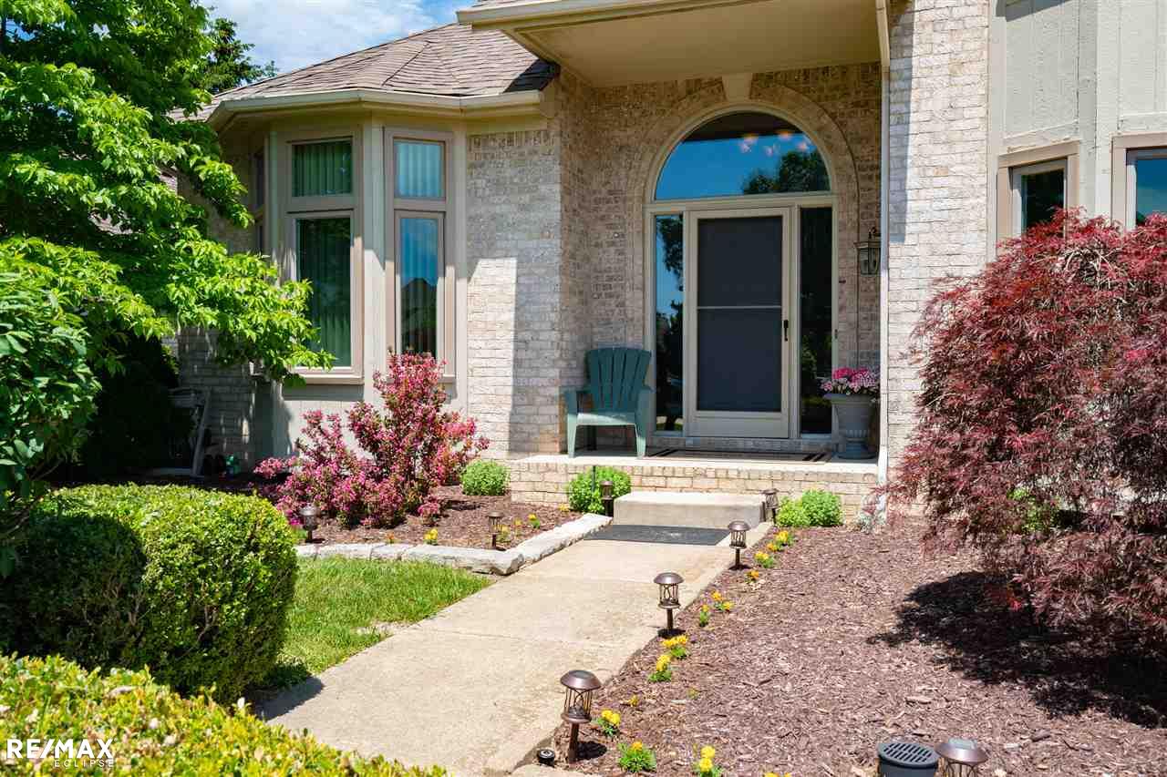 17735 Rocco Drive Macomb, MI 48044 - Photo 7 of 40 50014287-6.JPG