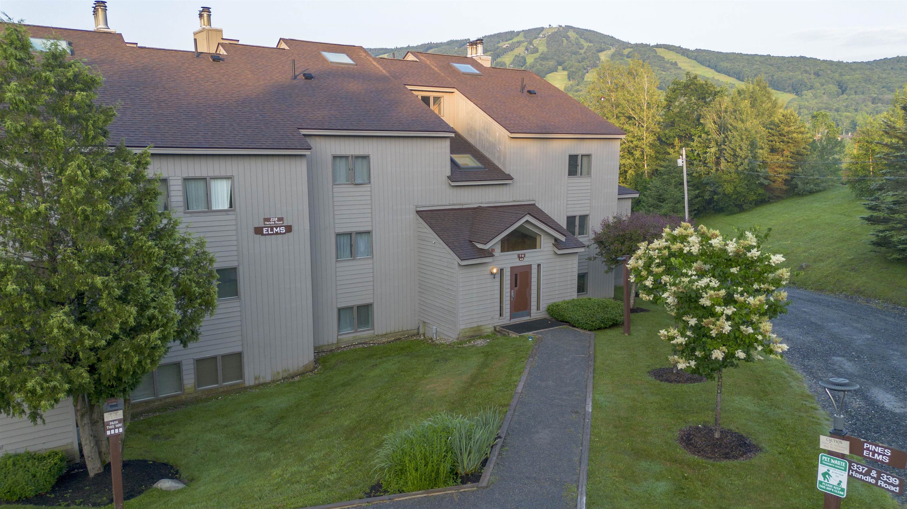 339 Handle Road, Unit H West Dover, VT 05356 - Photo 26 of 27 Gallery Image 26