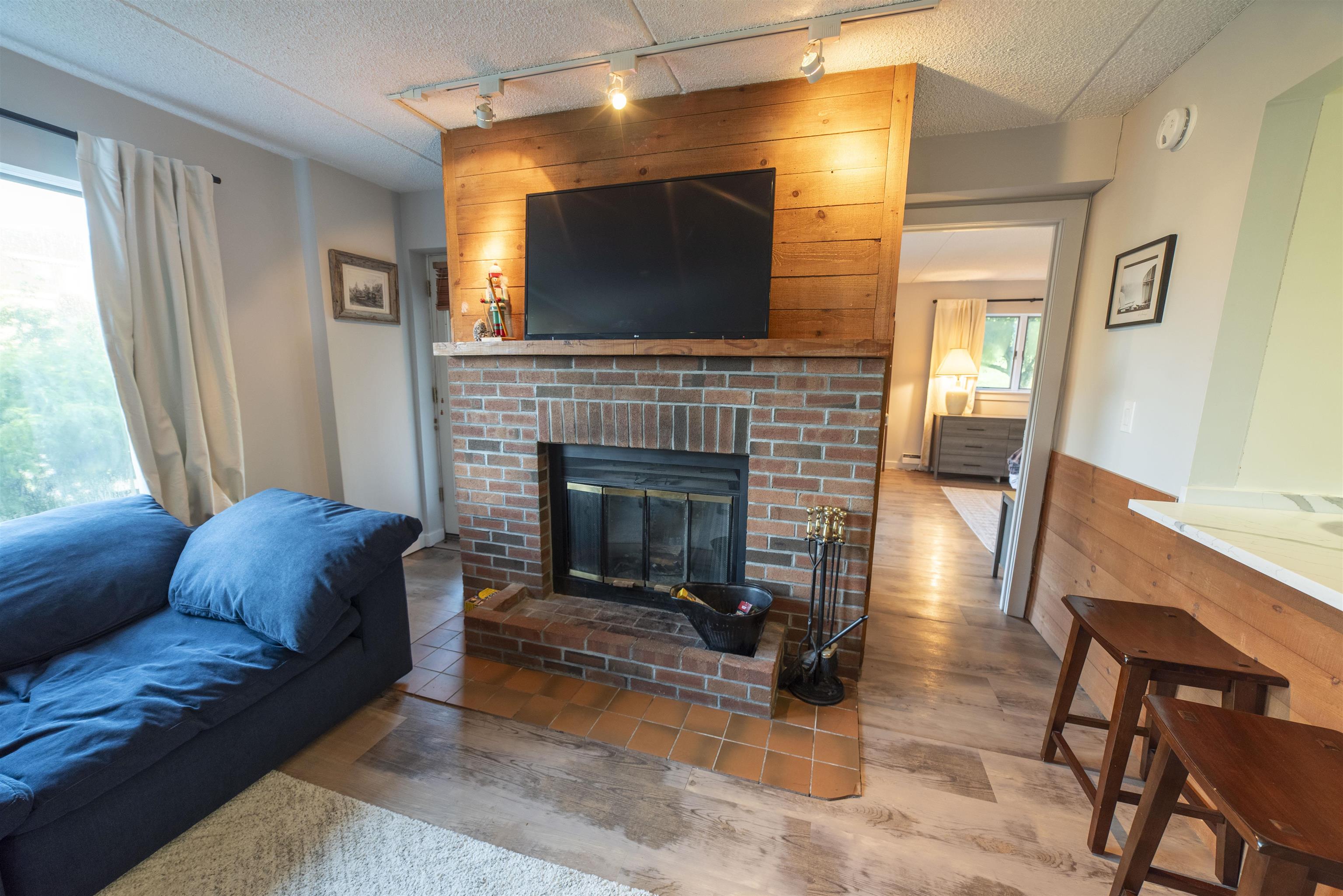 339 Handle Road, Unit H West Dover, VT 05356 - Photo 8 of 27 Gallery Image 8