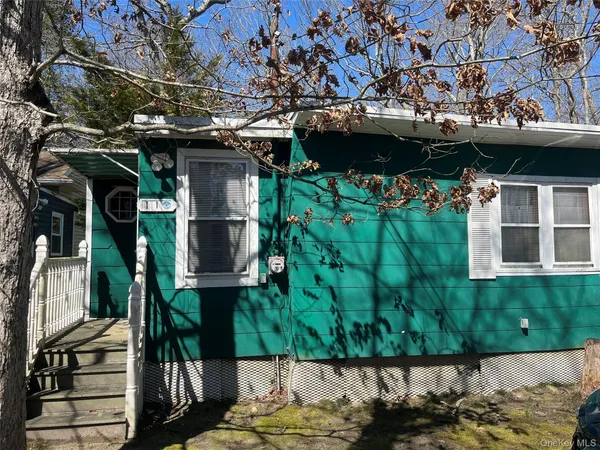 $40,000 | 11 22nd, Speonk, NY 11972