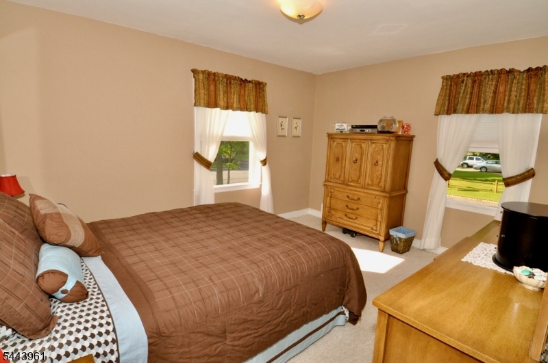 44 Winchester Road Livingston, NJ 07039 - Photo 9 of 18