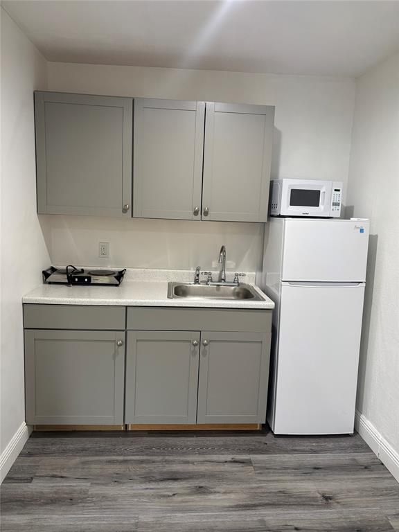 351 North 70th Terrace Hollywood, FL 33024 - Photo 5 of 7