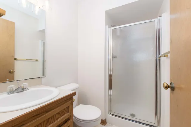 $269,900 | 2314 South Highland View Circle Southeast, Grand Rapids, MI 49506