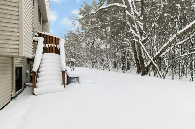 $269,900 | 2314 South Highland View Circle Southeast, Grand Rapids, MI 49506