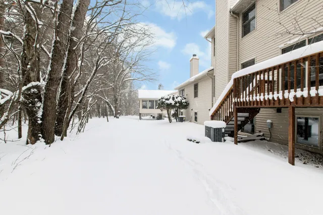 $269,900 | 2314 South Highland View Circle Southeast, Grand Rapids, MI 49506