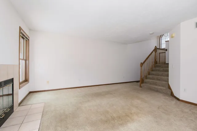 $269,900 | 2314 South Highland View Circle Southeast, Grand Rapids, MI 49506