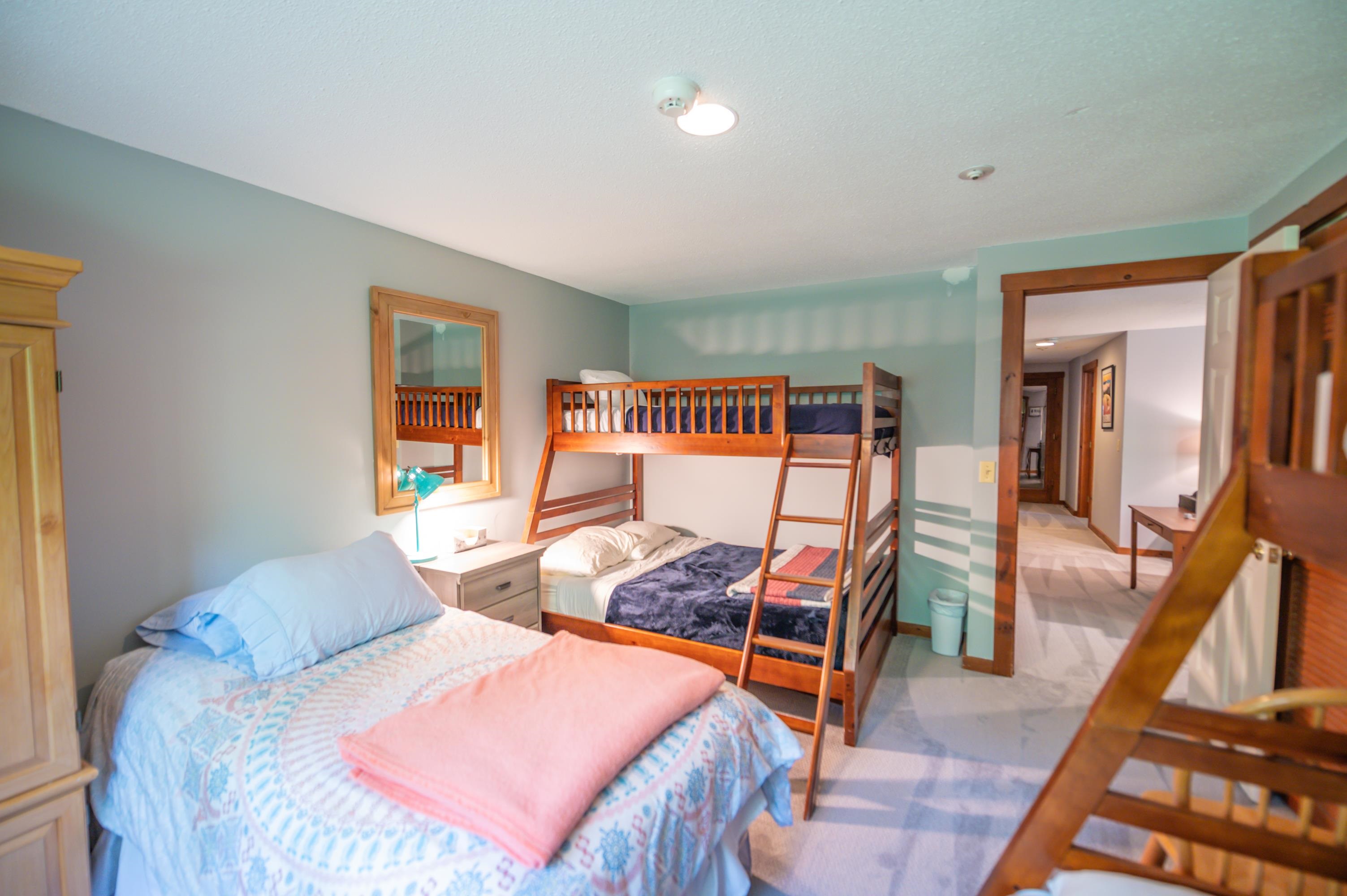 2 A White Oaks Loop, Unit 6 West Dover, VT 05356 - Photo 6 of 33