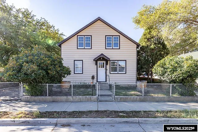 $225,000 | 1306 Lowell Avenue, Rock Springs, WY 82901