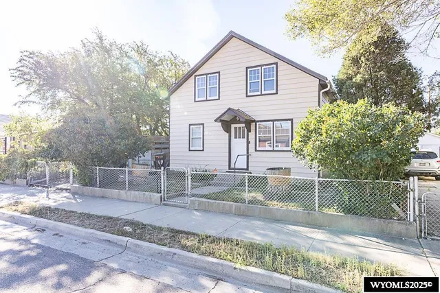 $225,000 | 1306 Lowell Avenue, Rock Springs, WY 82901