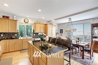16803 166th Place Southeast Renton, WA 98058 - Photo 6 of 21 Gallery Image 6