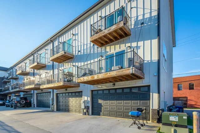 $559,000 | 272 West 16th Street, Chattanooga, TN 37408