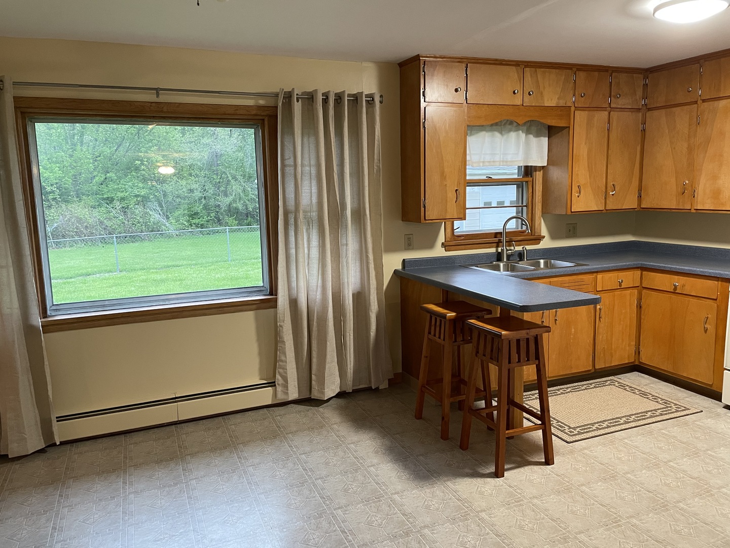 723 Raymond Road Watseka, IL 60970 - Photo 6 of 21