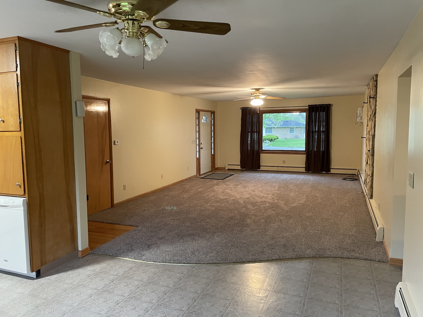723 Raymond Road Watseka, IL 60970 - Photo 7 of 21