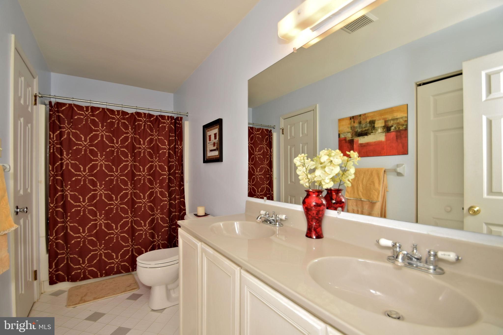 631 Longwood Road Collegeville, PA 19426 - Photo 12 of 22 Full bath