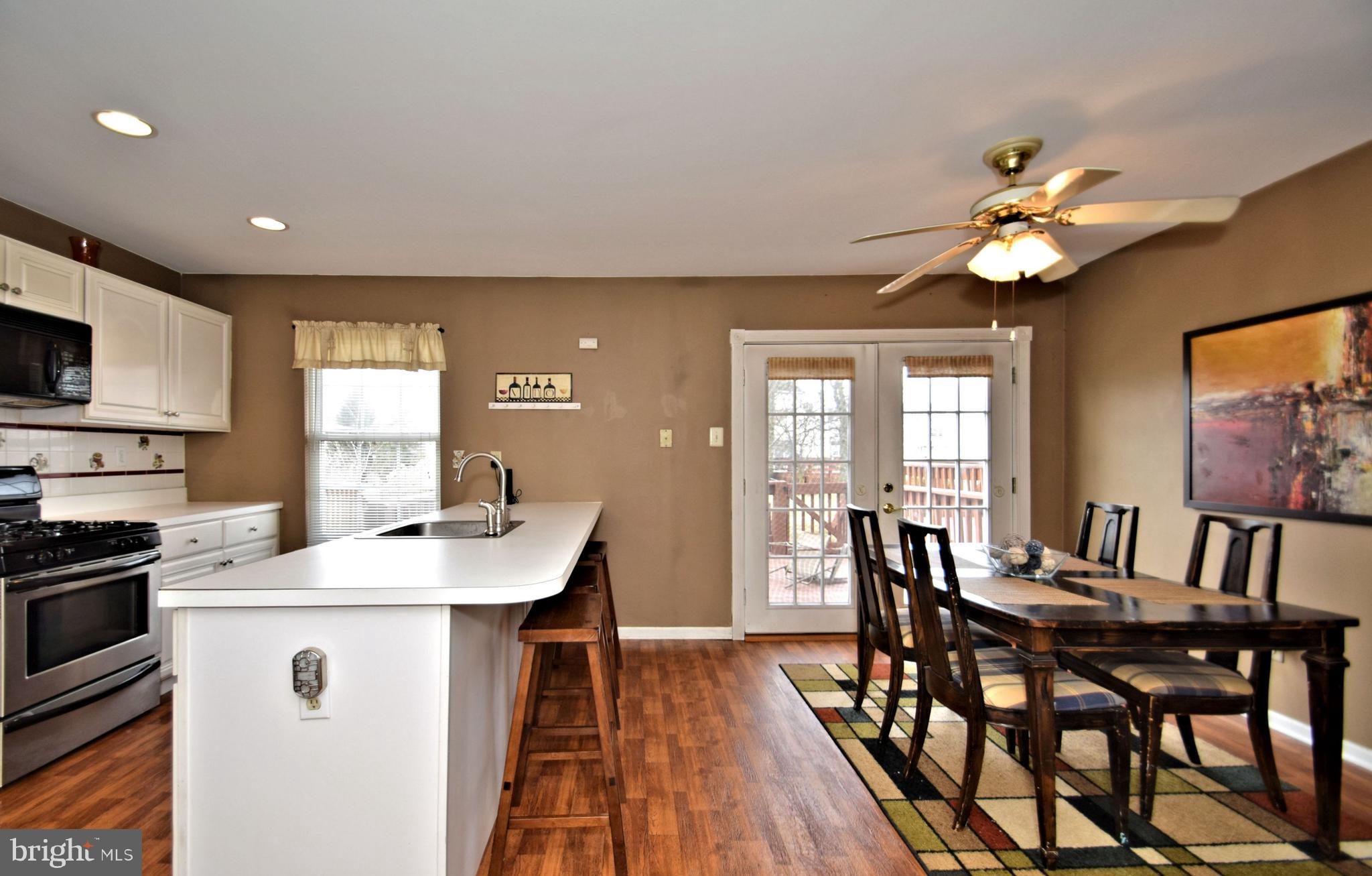 631 Longwood Road Collegeville, PA 19426 - Photo 4 of 22 Kitchen