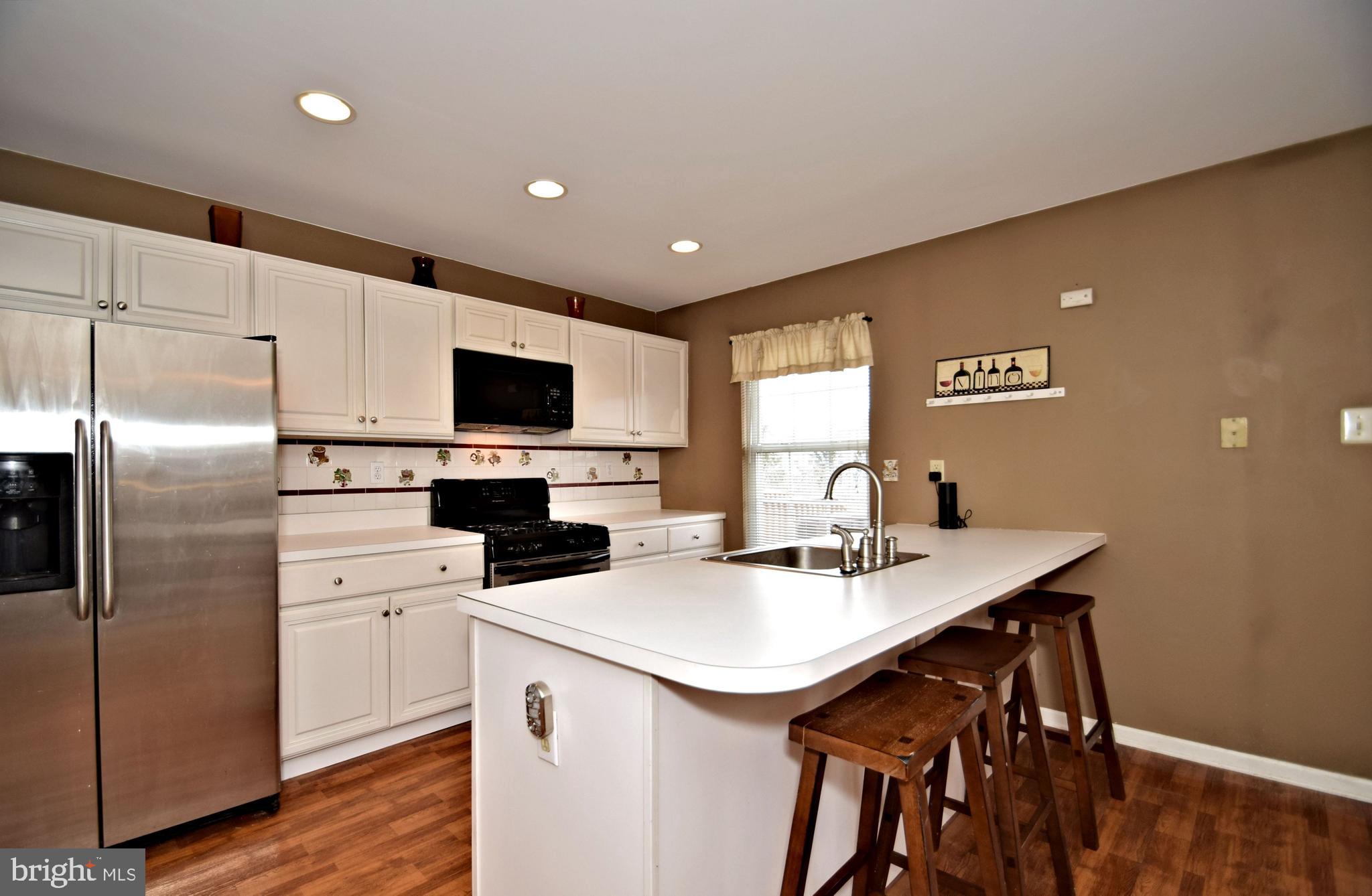 631 Longwood Road Collegeville, PA 19426 - Photo 7 of 22 Kitchen
