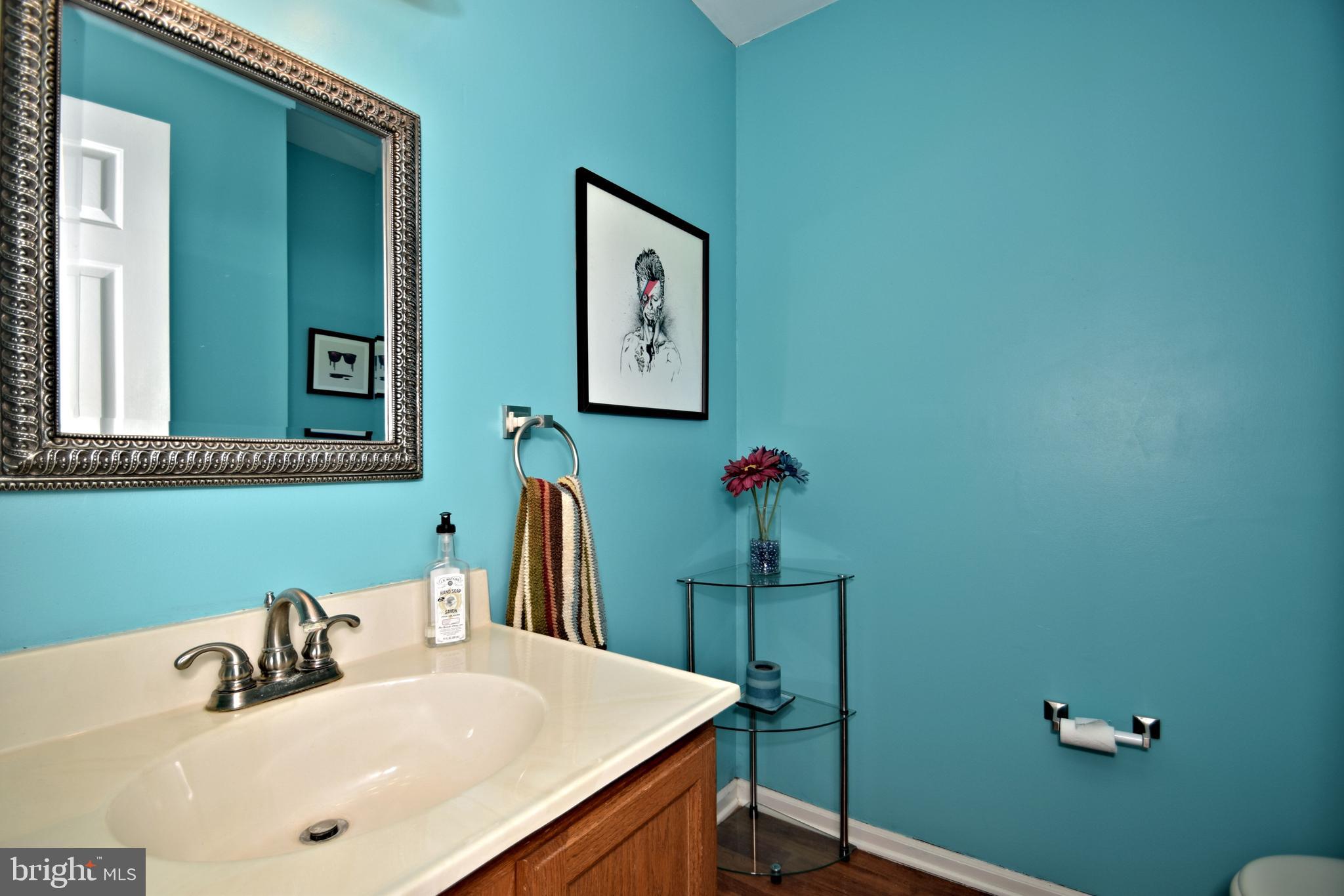 631 Longwood Road Collegeville, PA 19426 - Photo 10 of 22 Powder room
