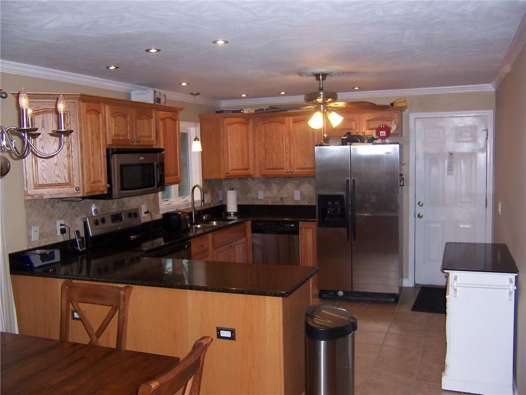 110 South Keel Ridge Road Hermitage, PA 16148 - Photo 8 of 16 Gallery Image 8