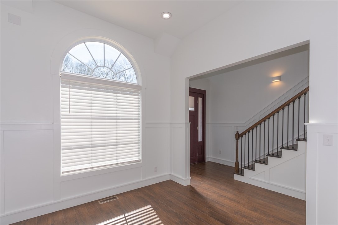 221 Robinwood Lane Pelzer, SC 29669 - Photo 9 of 50