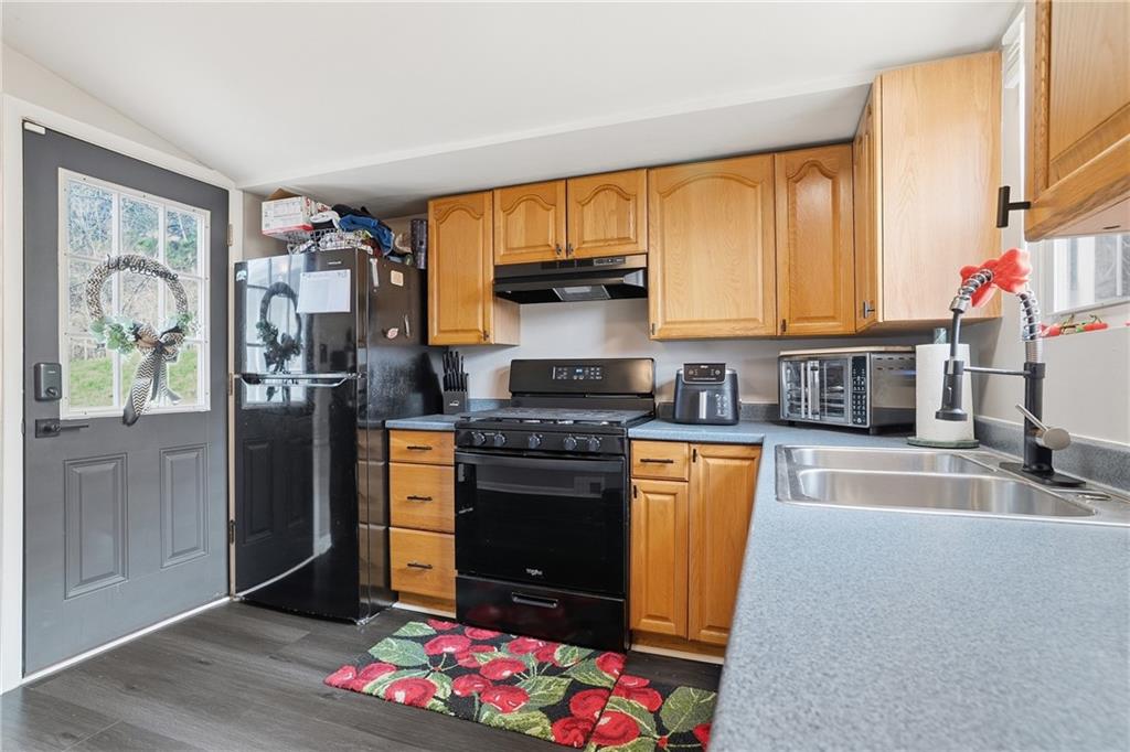 93 Pittsburgh Road Lyndora, PA 16045 - Photo 14 of 49