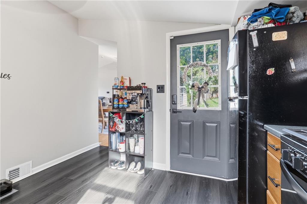 93 Pittsburgh Road Lyndora, PA 16045 - Photo 18 of 49