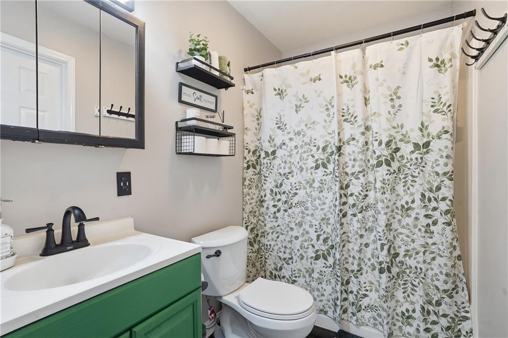 93 Pittsburgh Road Lyndora, PA 16045 - Photo 32 of 49