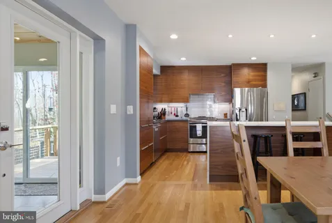 $1,100,000 | 8907 Camden Street, Alexandria, VA 22308