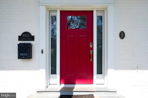 $1,100,000 | 8907 Camden Street, Alexandria, VA 22308