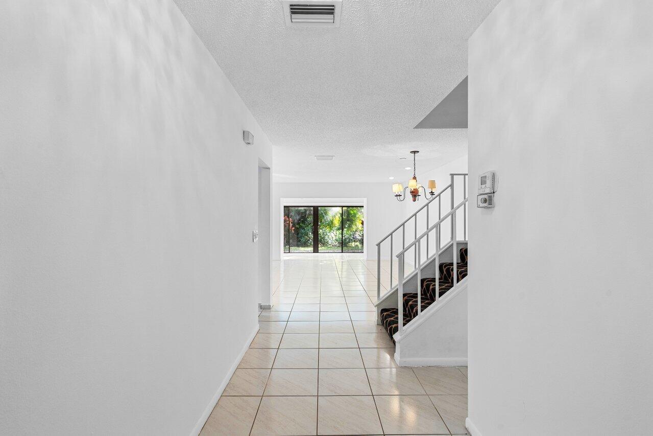 21648 Cypress Road, Unit 13E Boca Raton, FL 33433 - Photo 20 of 57 006-21648CypressRoad-13E-BocaRaton-FL-33