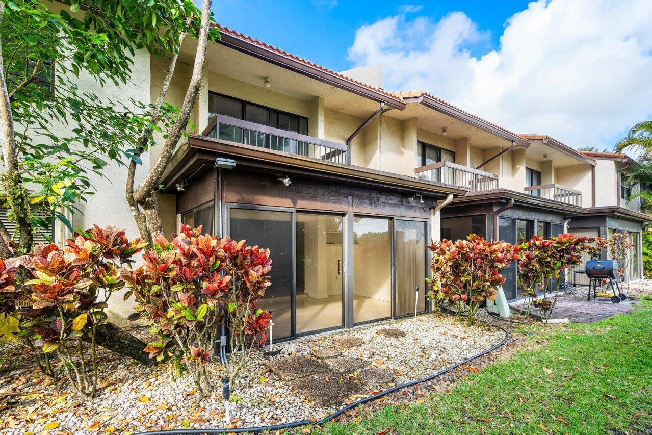 21648 Cypress Road, Unit 13E Boca Raton, FL 33433 - Photo 6 of 57 Rear Exterior