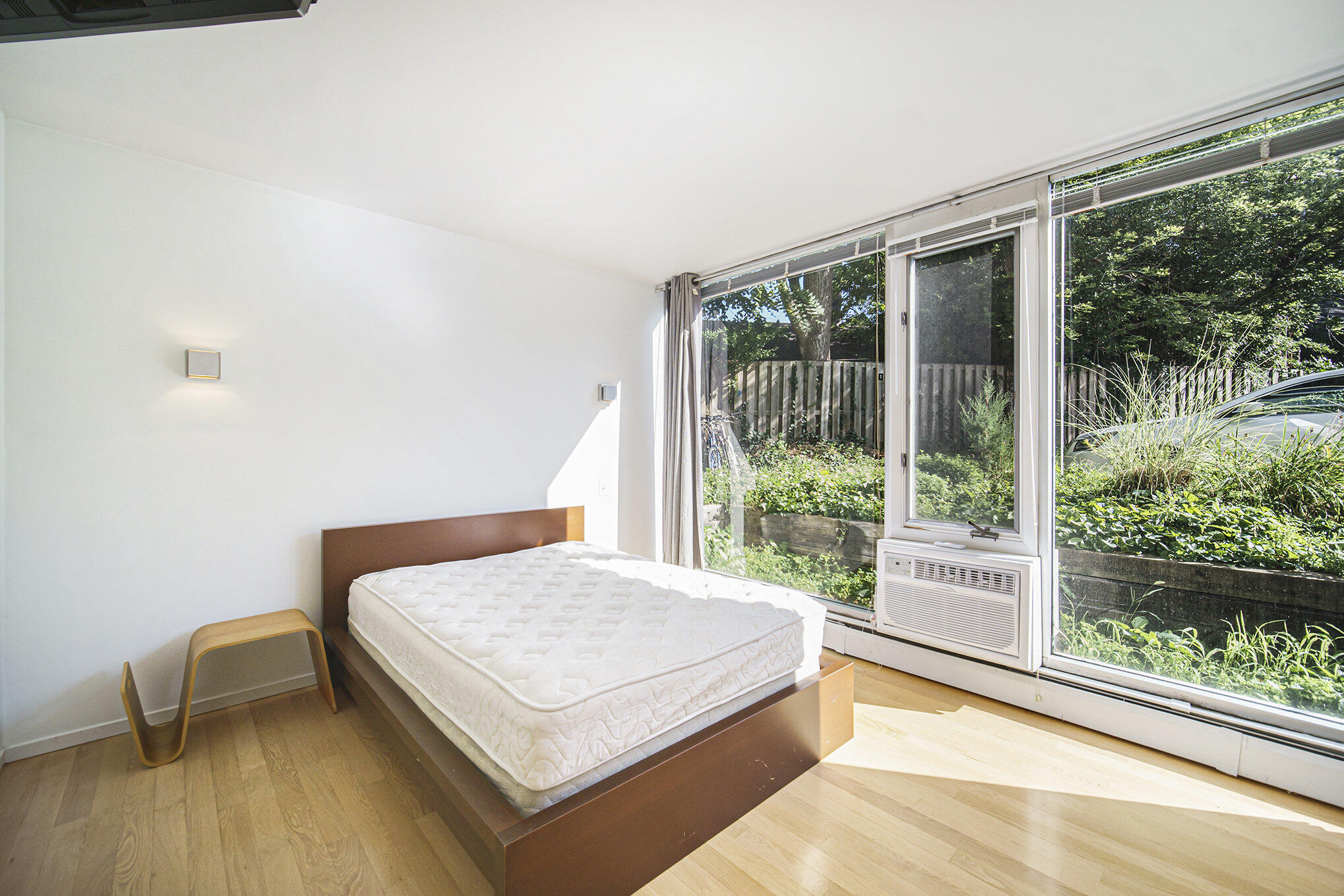 1531 Packard Street, Unit 6 Ann Arbor, MI 48104 - Photo 6 of 17 006_file_608