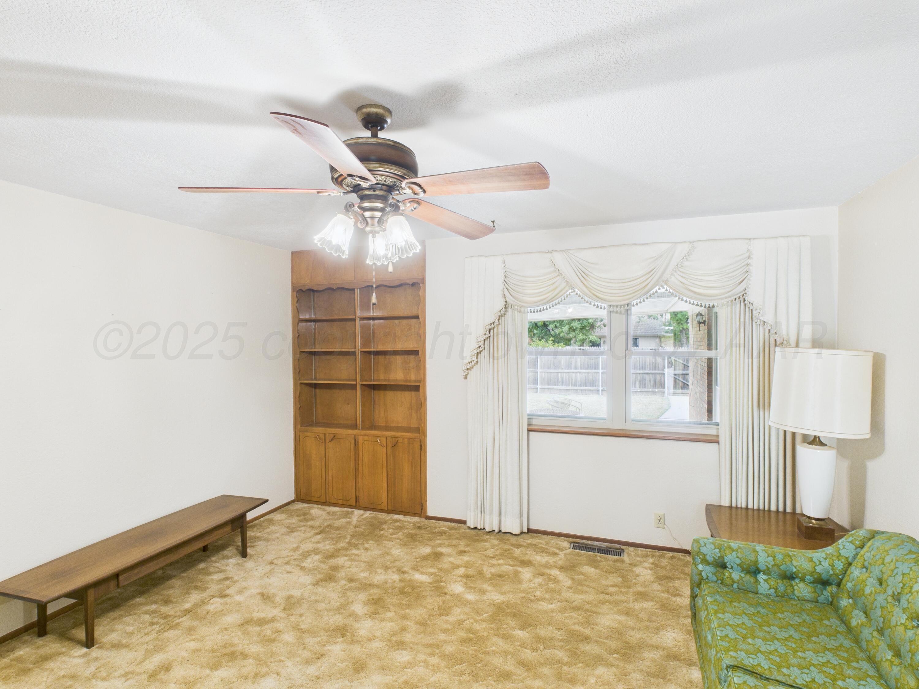 329 Coronado Street Fritch, TX 79036 - Photo 29 of 37 CAM05386G0-PR0018-STILL009