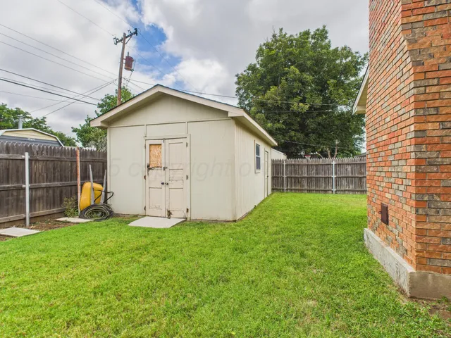 $245,000 | 329 Coronado Street, Fritch, TX 79036