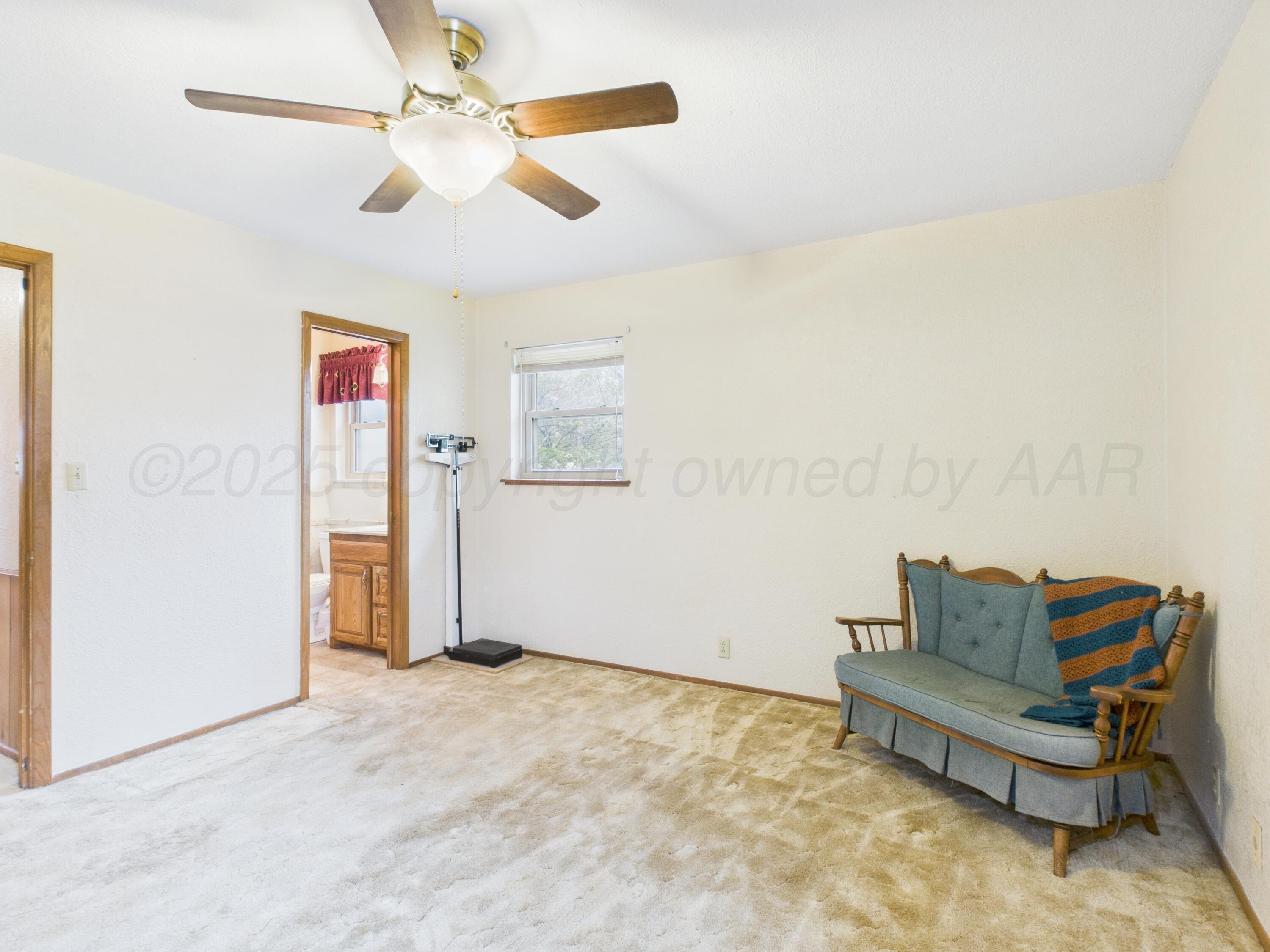 329 Coronado Street Fritch, TX 79036 - Photo 8 of 37 CAM05386G0-PR0018-STILL030