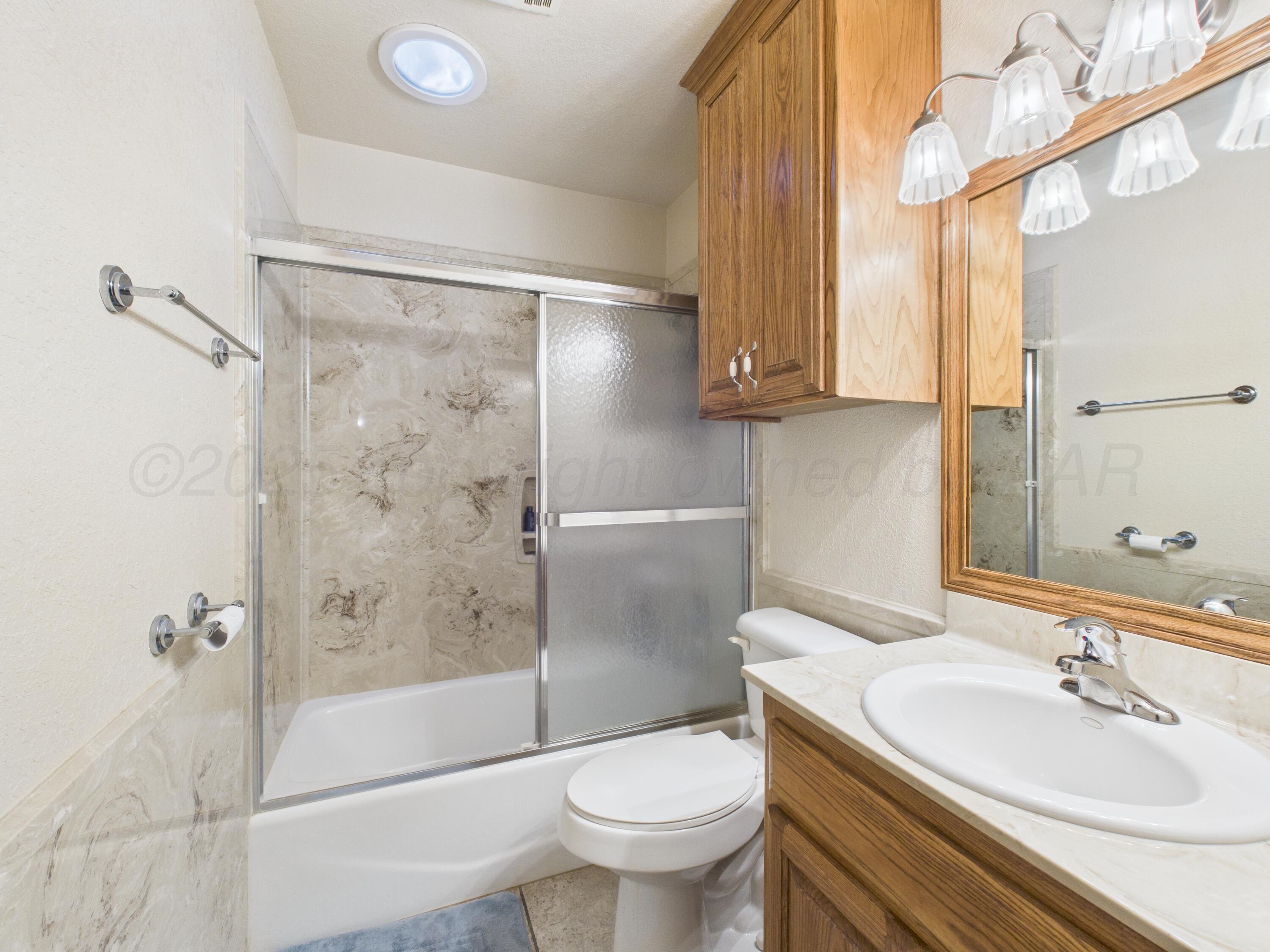 329 Coronado Street Fritch, TX 79036 - Photo 10 of 37 CAM05386G0-PR0018-STILL028