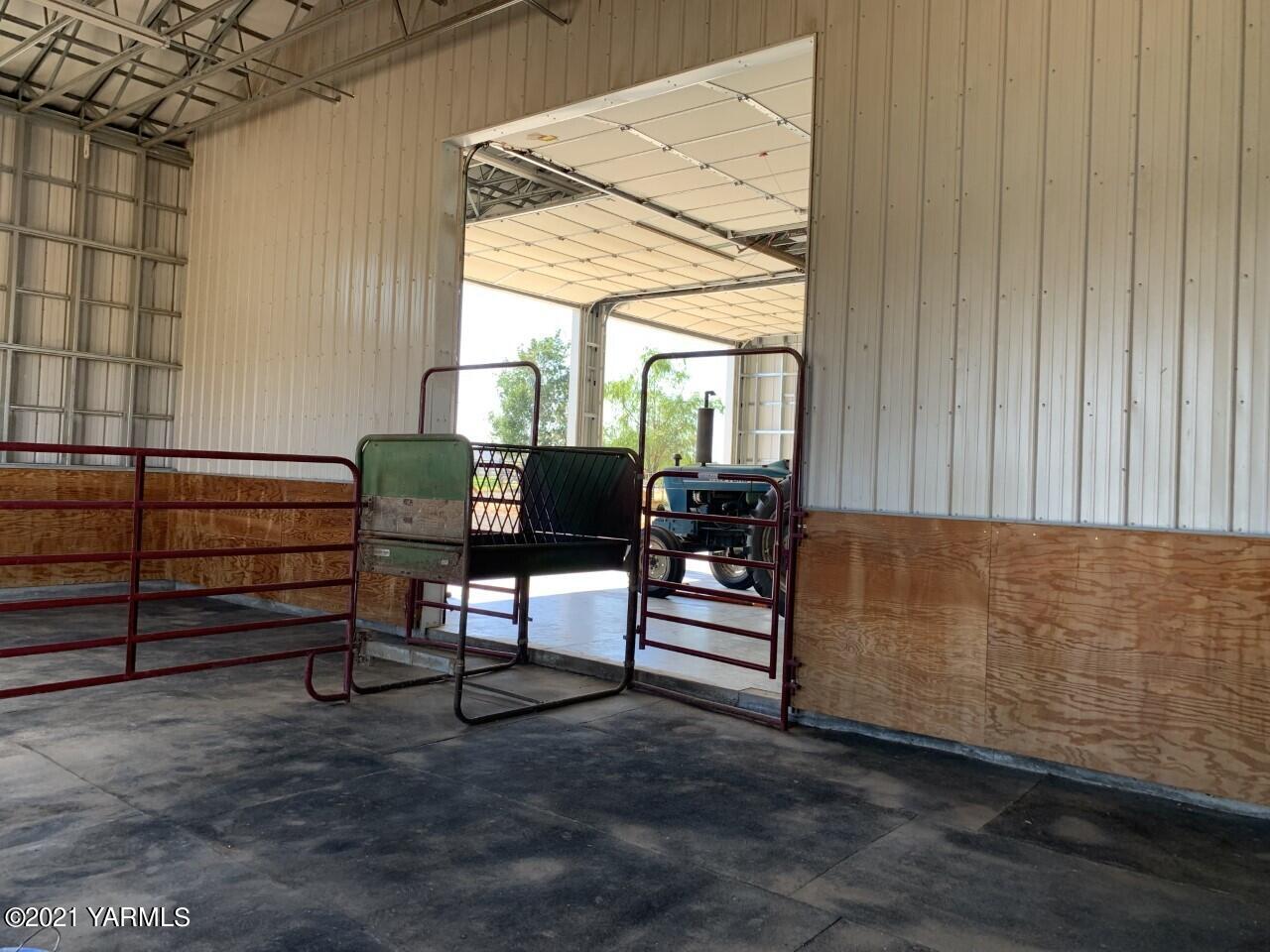 14841 Fisk Road Yakima, WA 98908 - Photo 56 of 59 a view of workspace with furniture and window