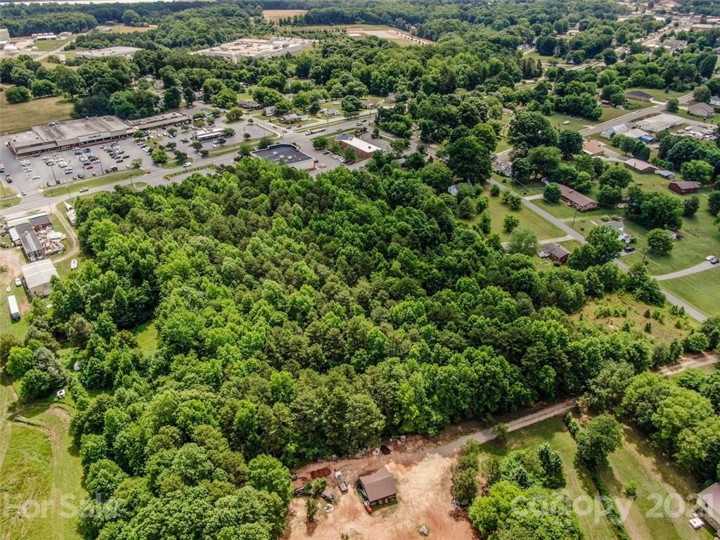 136 Goodman Road Troutman, NC 28166 - Photo 10 of 15 Gallery Image 10