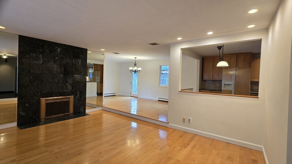 91 Mary Ellen Road Waban, MA 02468 - Photo 15 of 32 Gallery Image 15