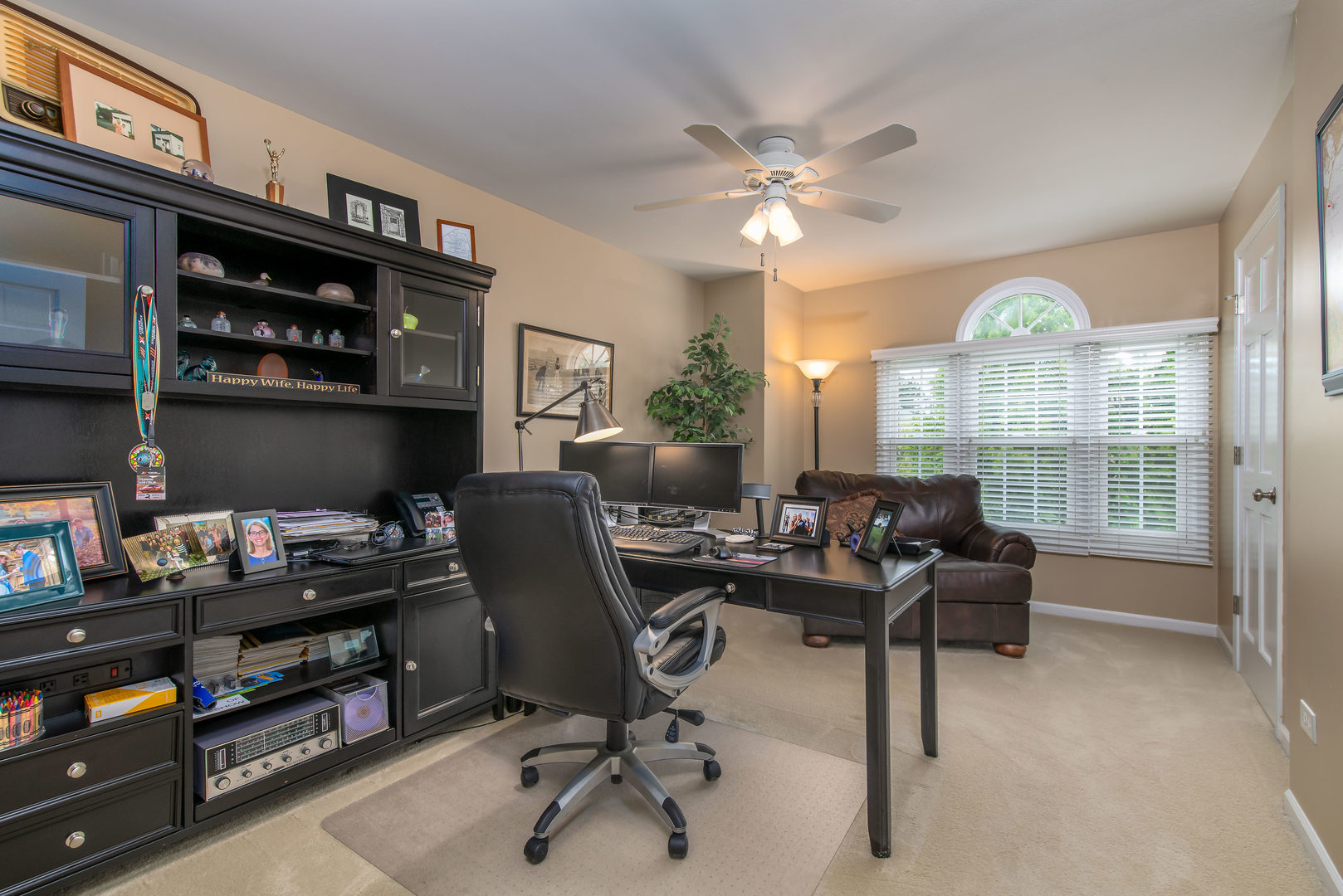 1608 Grommon Road Naperville, IL 60564 - Photo 29 of 48 a view of a livingroom with workspace and a window