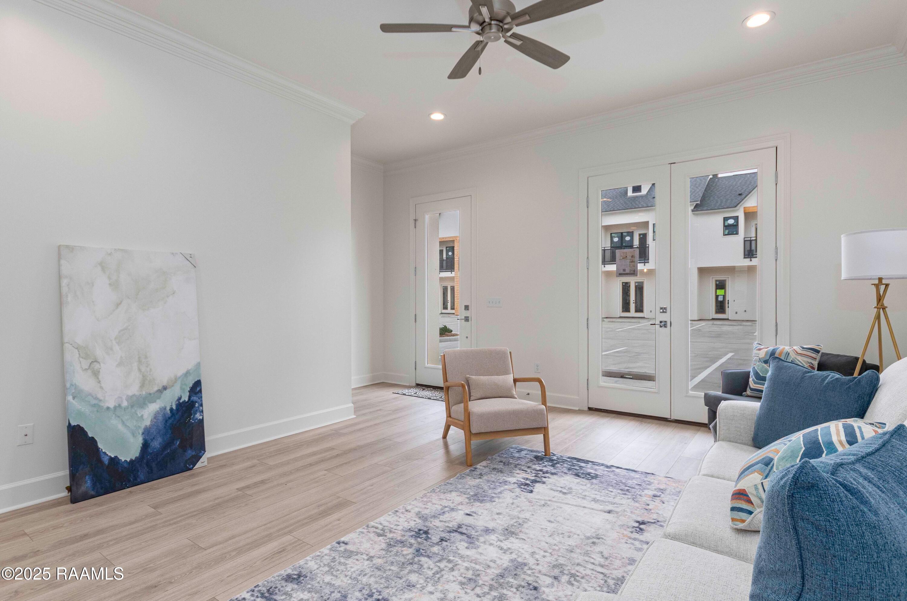 1510 Kaliste Saloom Road, Unit 405 Lafayette, LA 70508 - Photo 5 of 24 1510 #405 Living vw 2