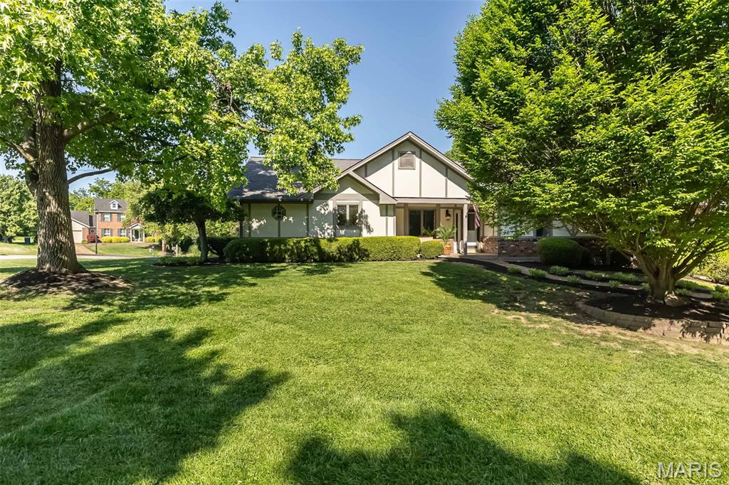 159 Spring Oaks Drive Ballwin, MO 63011 - Photo 1 of 49